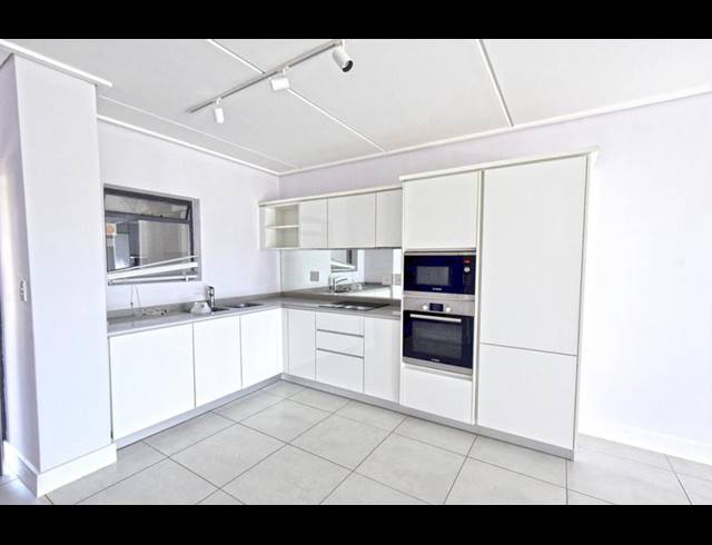 2 BEDROOM APARTMENT FOR SALE IN EYE OF AFRICA